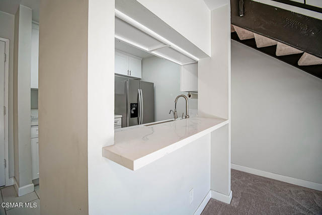 5460 White Oak Avenue, Encino CA: https://media.crmls.org/mediaz/5251a6e6-71fd-4c5a-a40f-cdd783a5eeae.jpg