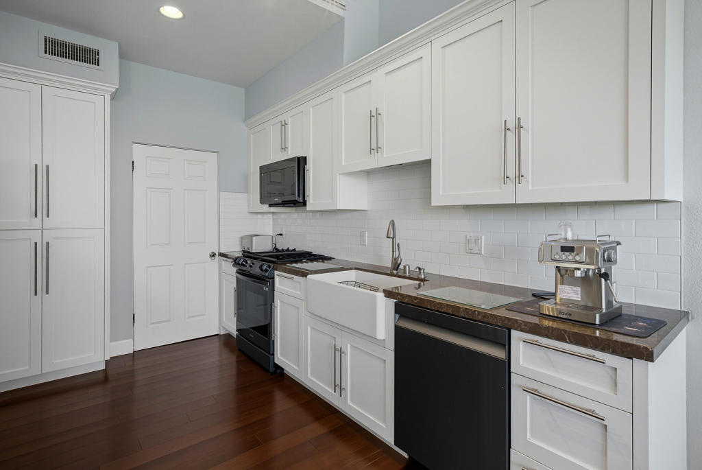 MLS #219136336DA image #11