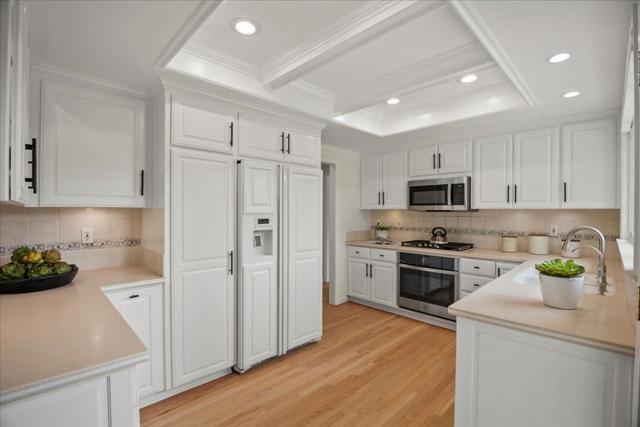 7156 Brooktree Way, San Jose CA: https://media.crmls.org/mediaz/52558bfe-bd3e-4eec-ada8-811dfba4999f.jpg