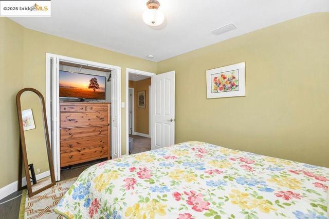 197 Branbury Dr, Campbell CA: https://media.crmls.org/mediaz/5255c6cb-393e-4b36-9337-845723be3cd1.jpg