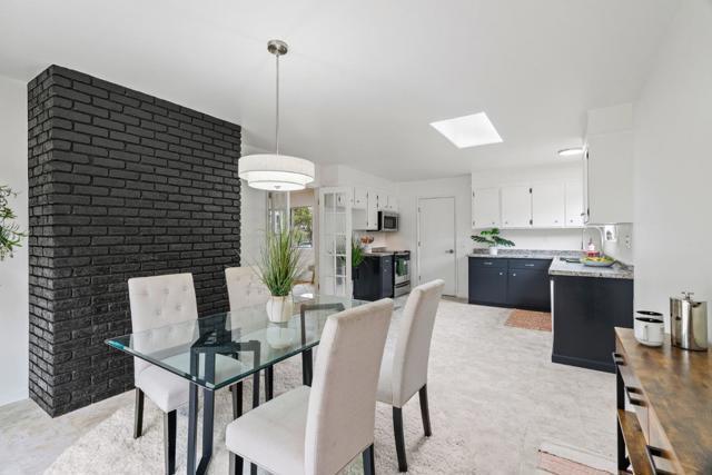 274 Cosky Drive, Marina CA: https://media.crmls.org/mediaz/52564a0c-1d06-4f45-b4fe-ca9b79c3ef12.jpg