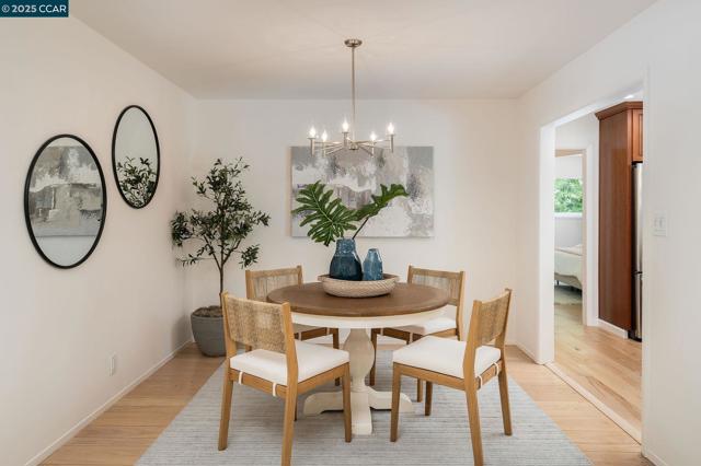 3402 Goyak Dr, Lafayette CA: https://media.crmls.org/mediaz/5256c9cc-0e81-4bcb-90a4-ad475bf20bc8.jpg