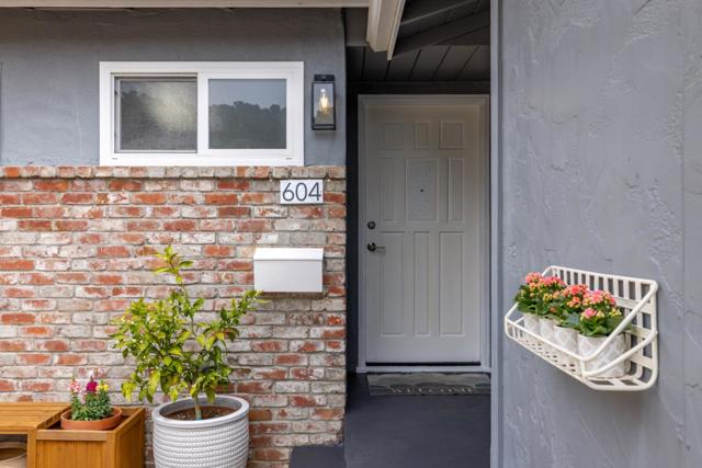 604 Mar Vista Drive, Monterey CA: https://media.crmls.org/mediaz/525734dd-3a1d-420c-ae52-5507e0268027.jpg