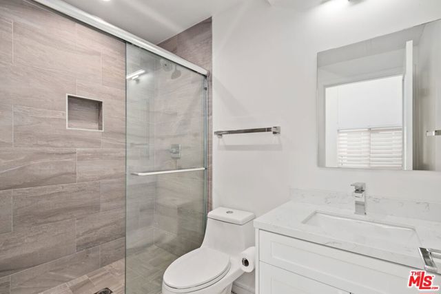 1187 Crenshaw Boulevard, Los Angeles CA: https://media.crmls.org/mediaz/5257ed5d-2a3b-40a8-8e84-78b2494914c2.jpg