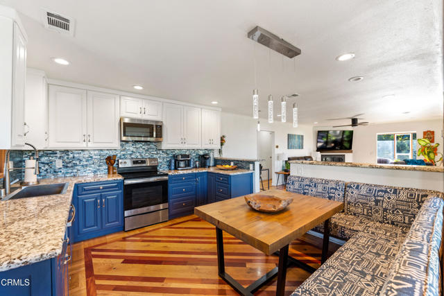 Detail Gallery Image 7 of 14 For 4824 Brayton Pl, Los Angeles,  CA 90041 - 2 Beds | 3 Baths