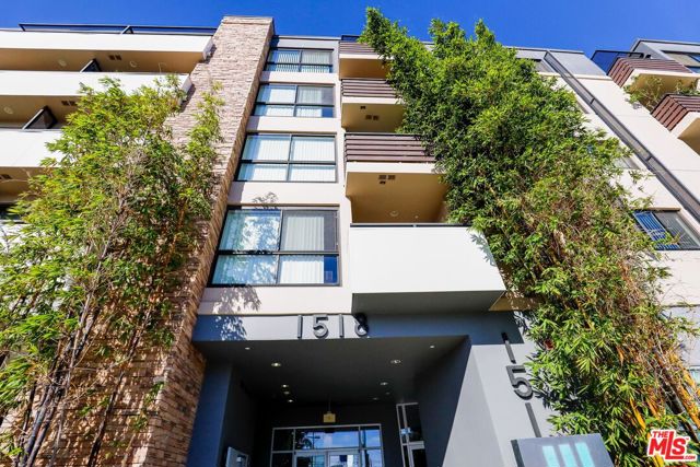 1518 Federal, Los Angeles CA: https://media.crmls.org/mediaz/5259d1b1-fc8b-460f-b477-0c28f32b0794.jpg