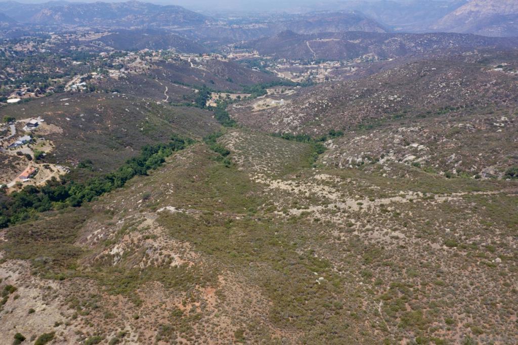 MLS #250035511SD image #32