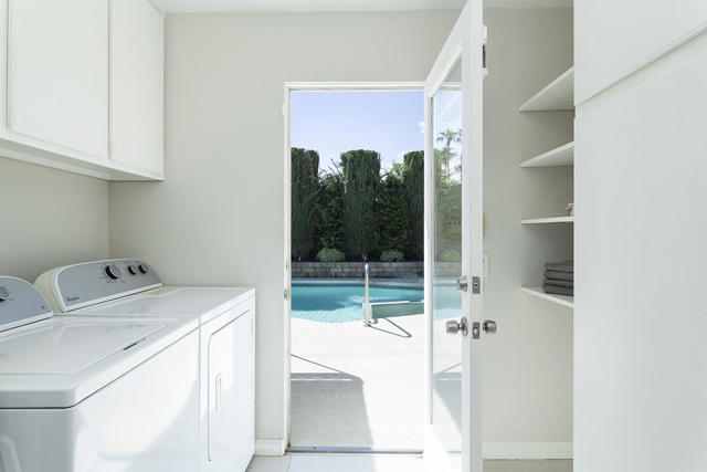 2963 E Orella Circle, Palm Springs, CA 92264