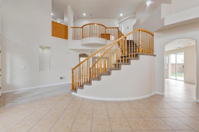 1033 Lewis Street, Salinas CA: https://media.crmls.org/mediaz/525a1ff0-36b0-469e-8b9e-7f6d9a39df04.jpg