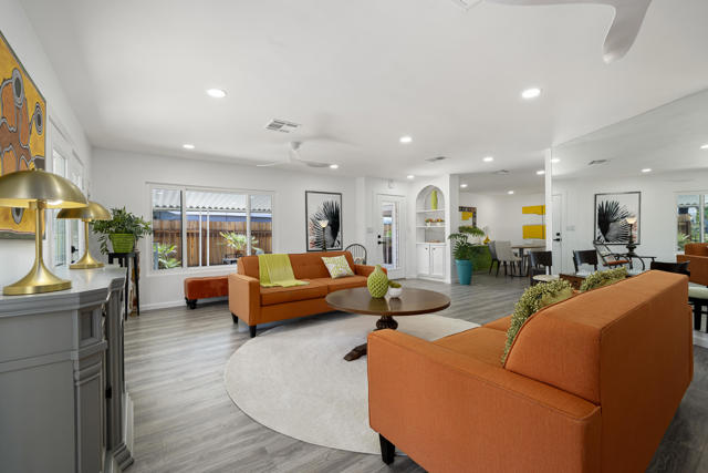 427 Calle Madrigal, Cathedral City CA: https://media.crmls.org/mediaz/525b4bd5-91dd-494d-8a20-5472c30ce0a9.jpg