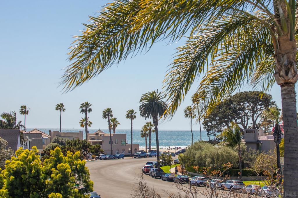 MLS #250017622SD img 41