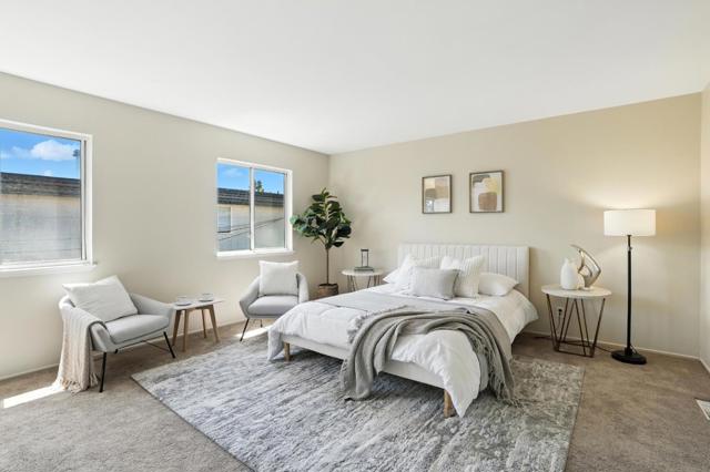 946 Laguna Avenue, Burlingame CA: https://media.crmls.org/mediaz/525d1a4e-d79e-4dbf-8966-8ecf75cca8f3.jpg