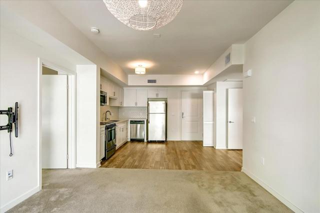 12655 Bluff Creek Drive,  CA: https://media.crmls.org/mediaz/525deabd-d116-49df-95ae-9227192de57c.jpg