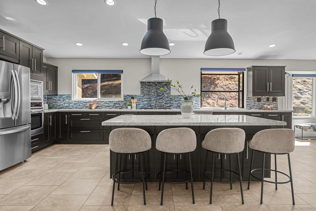 MLS #250043071SD image #43