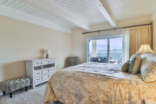1822 Calle Borrego, Thousand Oaks CA: https://media.crmls.org/mediaz/525fddb5-fda2-4d4b-9f4d-8bf8fec3af43.jpg