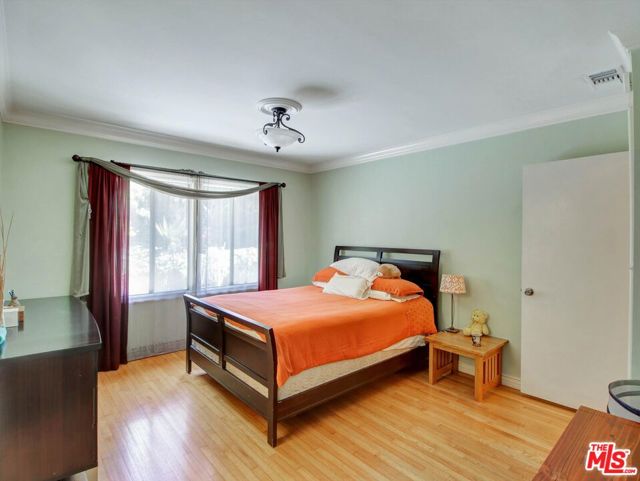5720 El Rincon Way photo 23