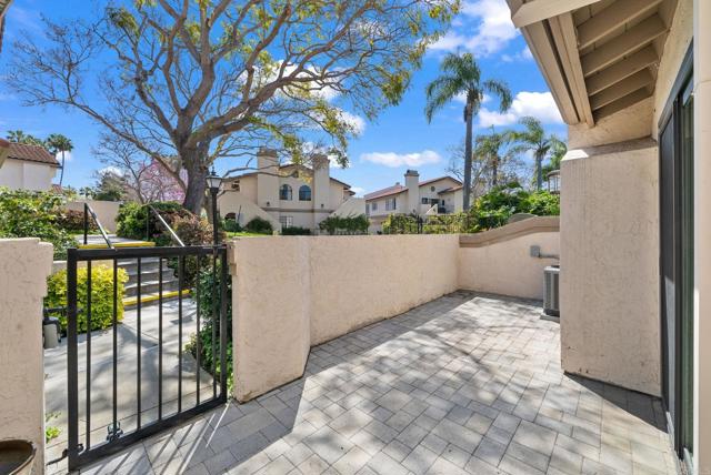 7636 Palmilla Drive, San Diego CA: https://media.crmls.org/mediaz/52602379-5c1d-4c32-9069-3f5d6502a850.jpg