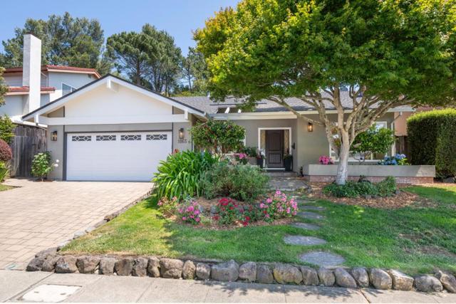 1865 Los Altos Drive, San Mateo CA: https://media.crmls.org/mediaz/526031f5-3242-46b8-ae53-7191dd91b0e6.jpg
