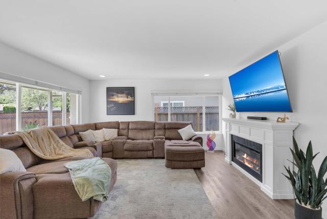 265 Arbor Valley Drive, San Jose CA: https://media.crmls.org/mediaz/5260b177-360c-4887-8b82-49804e5af4ed.jpg