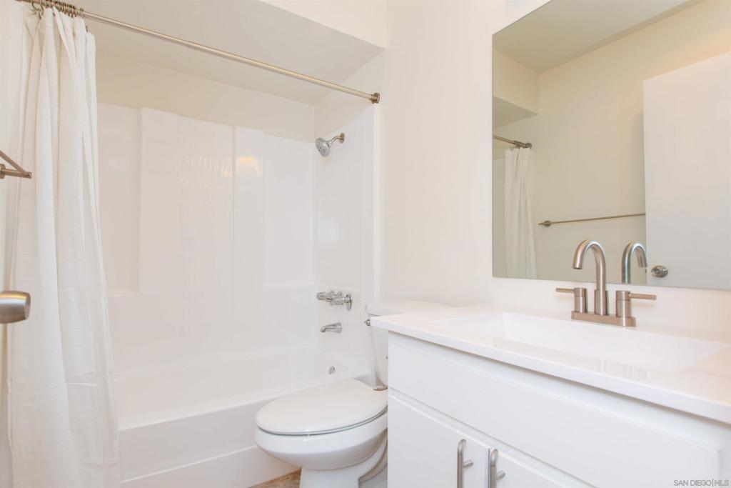 1855 Diamond St - photo 18