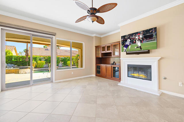 80591 Avenida Santa Marta, Indio CA: https://media.crmls.org/mediaz/52618c2a-c09d-4ad8-b81d-928bbf04bff4.jpg