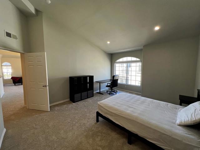 Detail Gallery Image 5 of 21 For 8597 via  Mallorca #E,  La Jolla,  CA 92037 - 2 Beds | 2 Baths