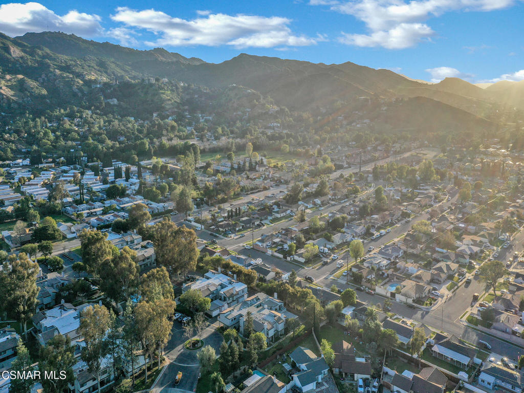https://media.crmls.org/mediaz/5263ba4a-8c7b-47ff-95c2-4ef23f81ff2d.jpg?preset=X-Large