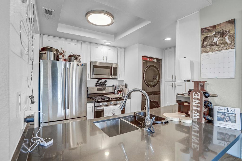 MLS #250037589SD image #6