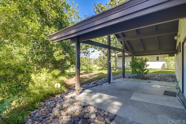 12580 Oaks North Drive, San Diego CA: https://media.crmls.org/mediaz/526624bc-27ff-4630-9141-81a4dbfaff72.jpg