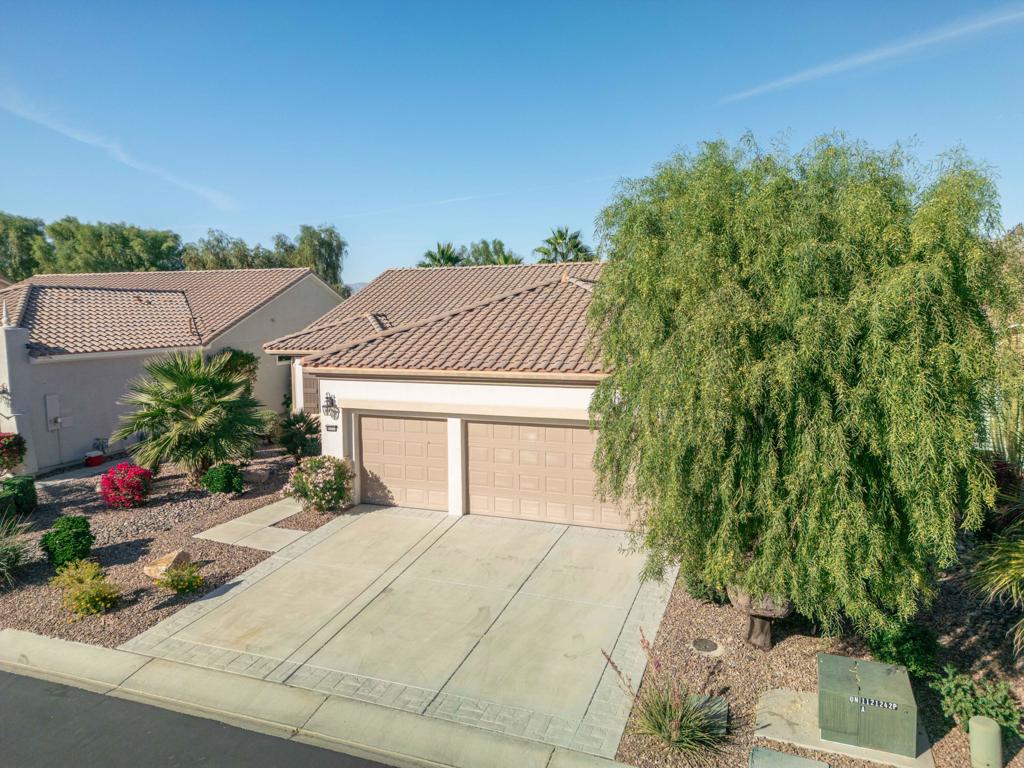 MLS #219138098DA image #2