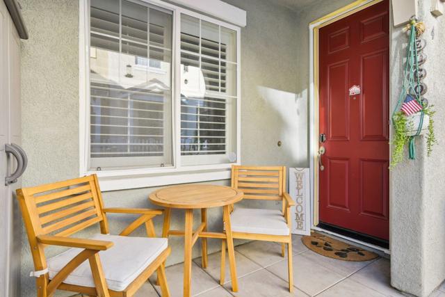 Detail Gallery Image 5 of 42 For 1459 Claude Ln #4,  Chula Vista,  CA 91913 - 3 Beds | 2/1 Baths