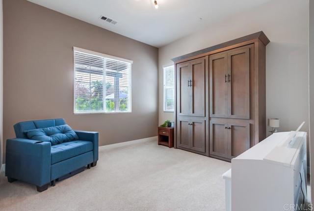 1221 Gable Court, San Marcos CA: https://media.crmls.org/mediaz/526a8af5-f7e6-485e-aee2-c7534c05ab5a.jpg
