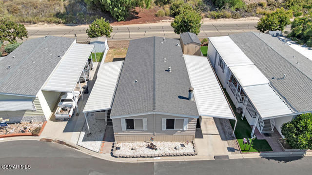 15750 Arroyo Drive, Moorpark CA: https://media.crmls.org/mediaz/526b41c6-ec79-4a69-a44c-d5255a06c670.jpg