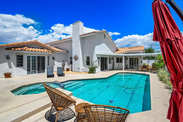 79865 Kingston Drive, Bermuda Dunes CA: https://media.crmls.org/mediaz/526b5666-f2b1-46d2-9c65-f02e63b696a8.jpg