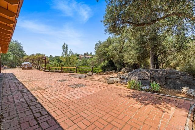Detail Gallery Image 24 of 34 For 3001 Venadito, Alpine,  CA 91901 - 3 Beds | 2/1 Baths