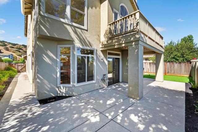 17671 Riverbend Road, Salinas CA: https://media.crmls.org/mediaz/526d96e4-a2ac-4398-b5e0-705fbd2da48f.jpg