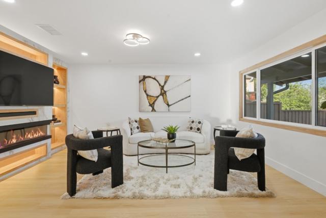 1497 Meadow Glen Way, San Jose CA: https://media.crmls.org/mediaz/526db400-4282-47ca-ab91-2c5586d8043e.jpg