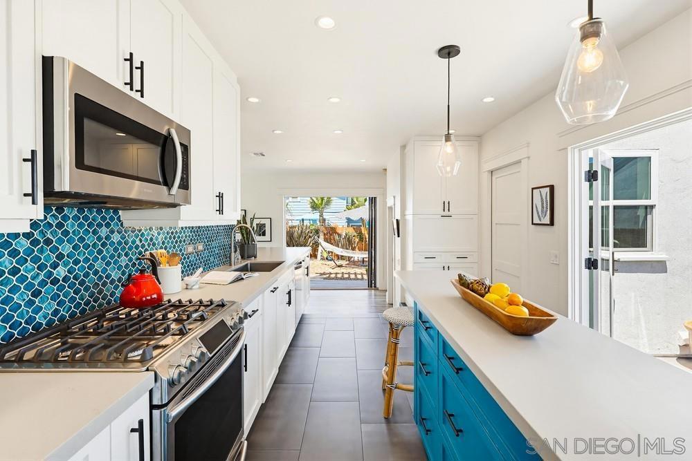 2064 Venice Street - photo 13