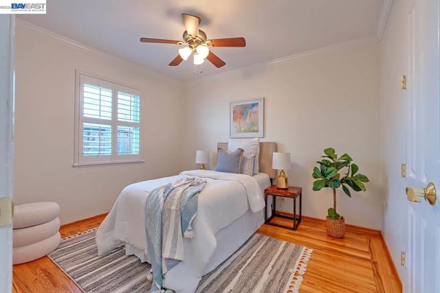 1515 Miramonte Ave, Mountain View CA: https://media.crmls.org/mediaz/526f11e0-b08b-40ad-b99f-d99ac7d3b7bb.jpg