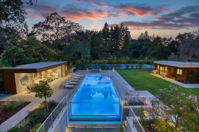 88 Tuscaloosa Avenue, Atherton CA: https://media.crmls.org/mediaz/526f16d6-5b6c-4c3a-a91b-501d6117dad2.jpg