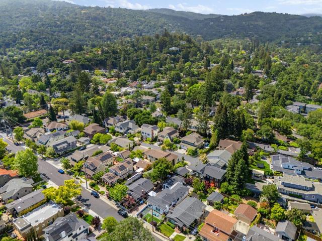 317 Templeton Lane, Los Gatos CA: https://media.crmls.org/mediaz/526f9f6c-6fdb-47d6-b30c-40ad58728a83.jpg