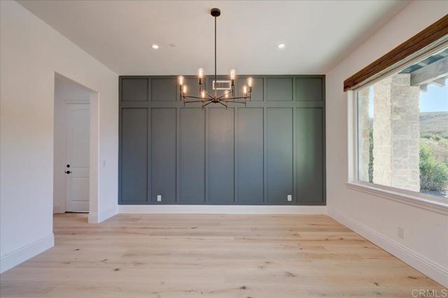 24321 Barona Mesa Road, Ramona CA: https://media.crmls.org/mediaz/52702397-c7d5-4dea-8d95-9cf81f1a3094.jpg