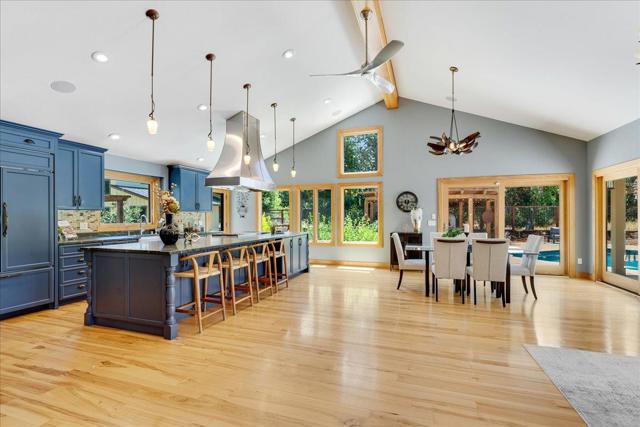 21400 Tierra Grande Court, San Jose CA: https://media.crmls.org/mediaz/52708e22-3281-4934-9342-2b0cbc23a8ad.jpg