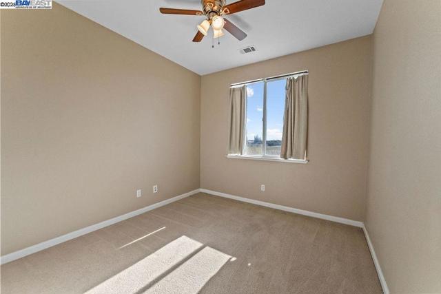 907 MAGGIORE LANE, Manteca CA: https://media.crmls.org/mediaz/5270936e-edda-4e72-8512-099b1fccd57e.jpg