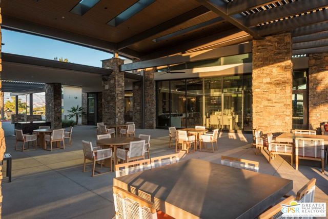 74 Cork Tree, Rancho Mirage CA: https://media.crmls.org/mediaz/5270b162-8d95-4d26-a8da-8be6954162a4.jpg