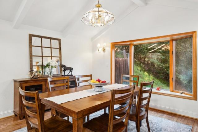 21386 Sunnyside Road, Los Gatos CA: https://media.crmls.org/mediaz/52715986-bc78-4cf5-ab1f-6ef511700a3e.jpg