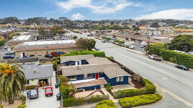 232 Peninsula Drive, Marina CA: https://media.crmls.org/mediaz/5271caf8-472b-440f-948d-b9966f3e18e1.jpg