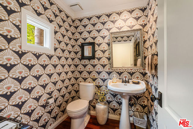 Drew Fenton | 17589 Camino De Yatasto Pacific Palisades CA | MLS: 7491163