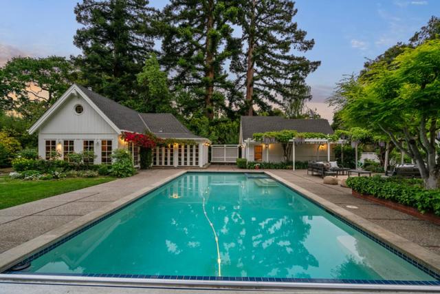 37 Lupin Lane, Atherton CA: https://media.crmls.org/mediaz/52729559-8313-4d4c-af9f-bad7c5e5a75c.jpg