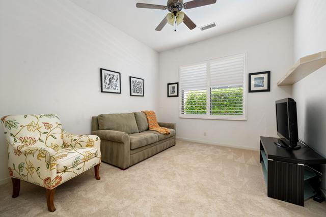 371 Tomahawk Drive, Palm Desert, CA 92211